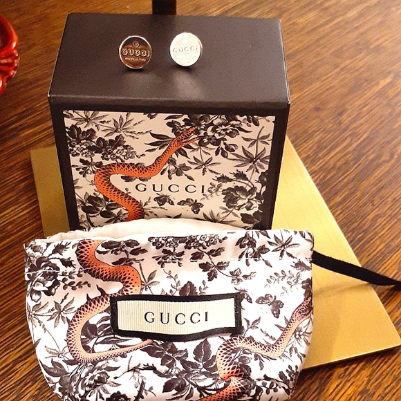 GUCCI NWT STUDDED ROUNDED EARRINGS trademark - Picture 1 of 4